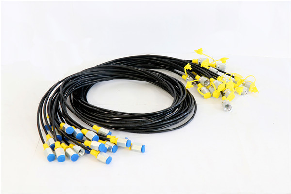 測(cè)壓軟管和超高壓軟管有什么區(qū)別